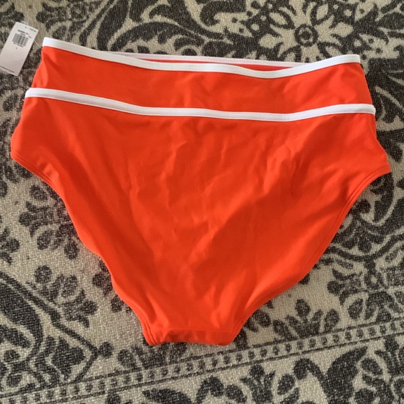 High Waist Swimsuit Bottoms - Picture 2 of 3